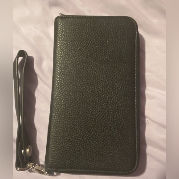 Black Wallet - Picture 1 of 4